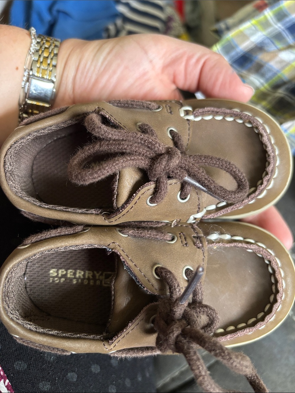 SPERRY BOAT SHOES